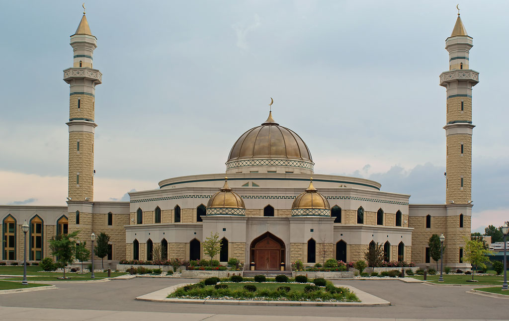 The Islamic Center of America, the largest mosque in the United States, located in Dearborn, Michigan. Credit: Dane Hillard, cc-by-2.0